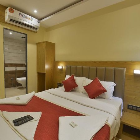 Hotel Residency Park Мумбаи Экстерьер фото