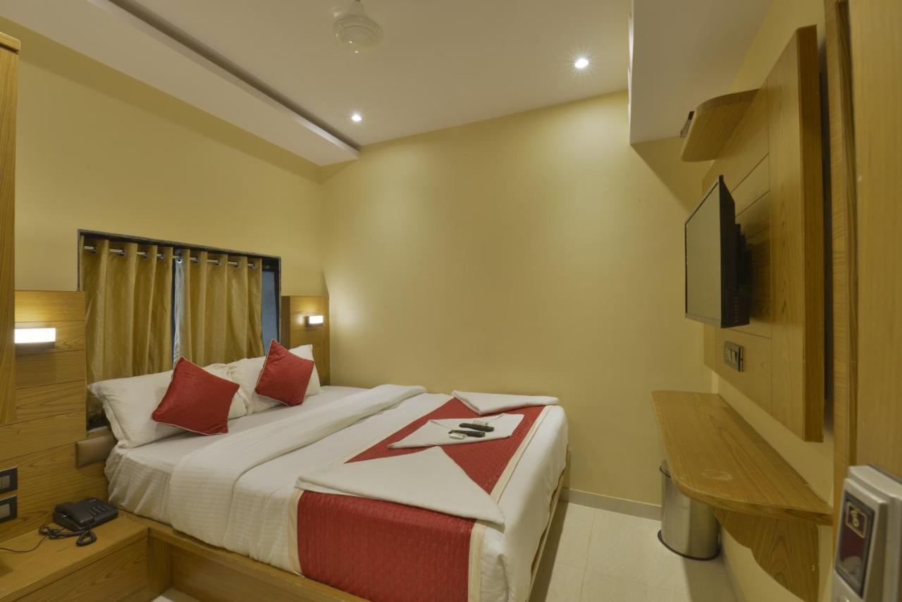 Hotel Residency Park Мумбаи Экстерьер фото