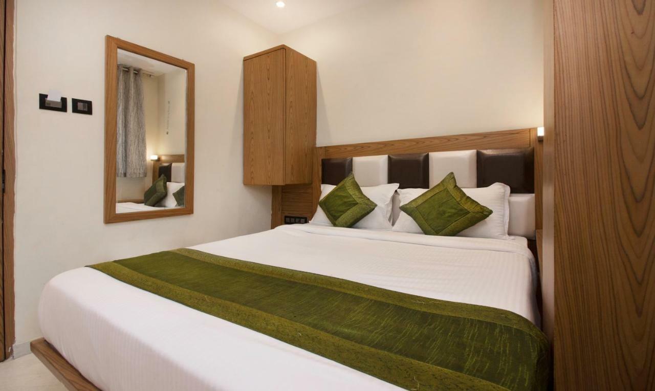Hotel Residency Park Мумбаи Экстерьер фото
