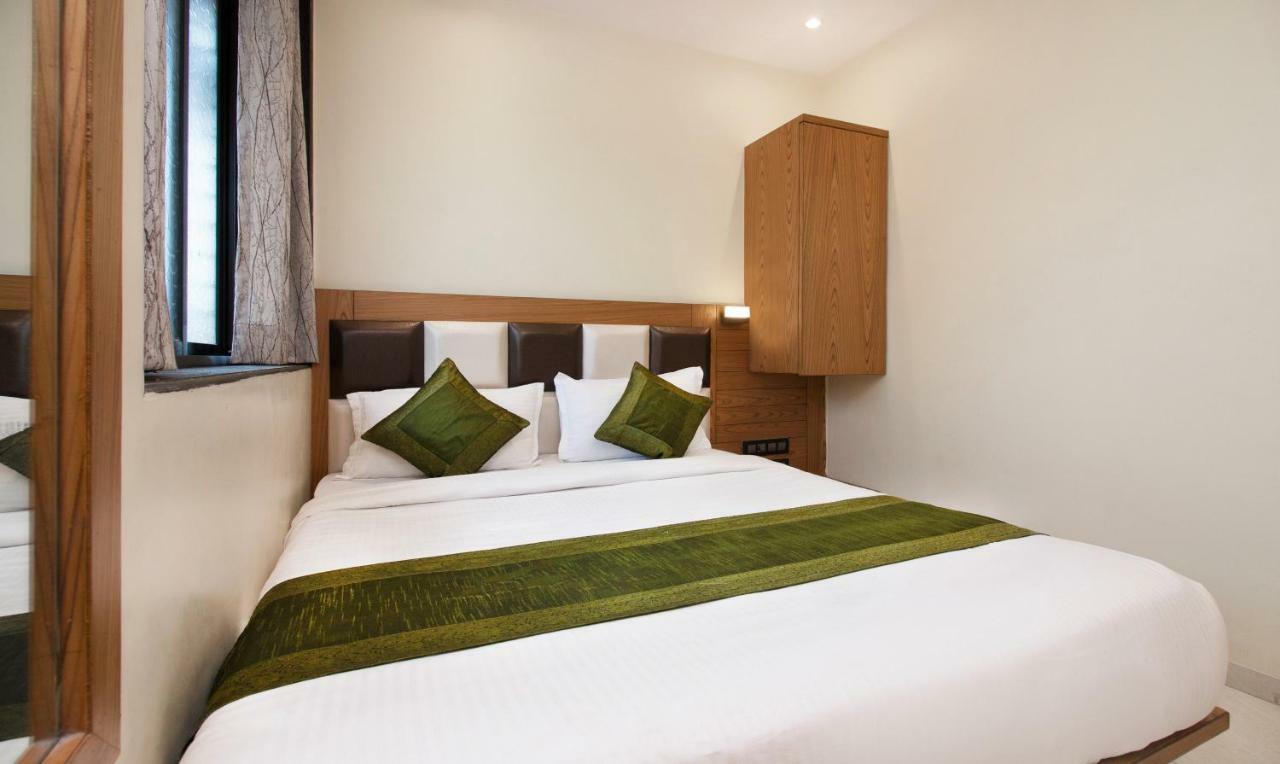 Hotel Residency Park Мумбаи Экстерьер фото