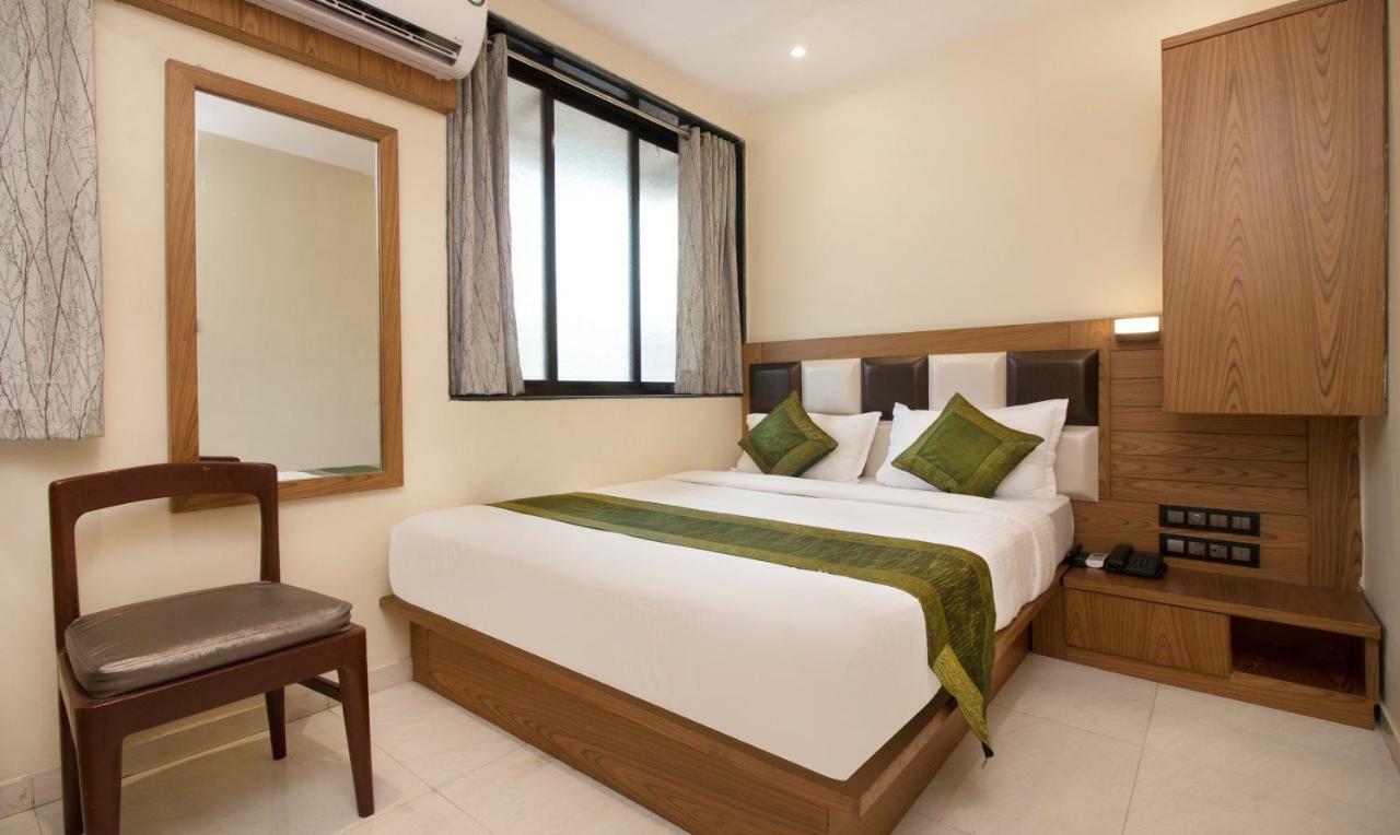 Hotel Residency Park Мумбаи Экстерьер фото